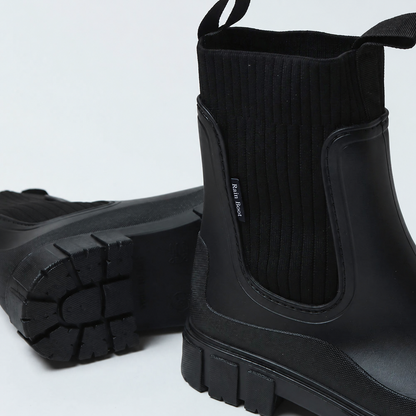 Midnight Black — Chelsea Rain Boot detail